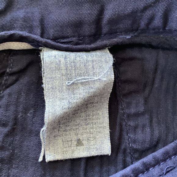 EUC Rag & Bone size 28 wide waist band jeans w 2 step closure. - Picture 4 of 6